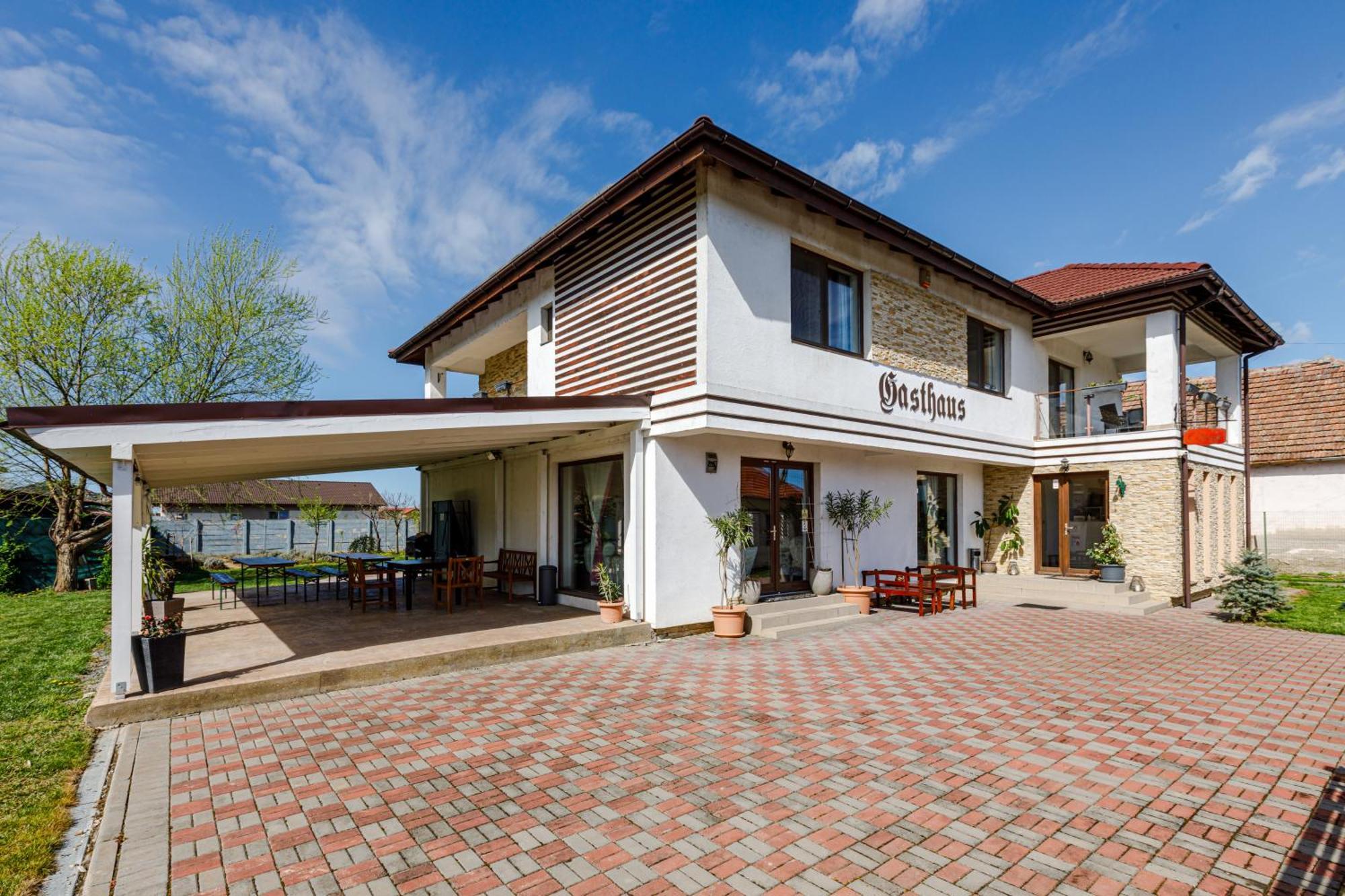 Отель Gasthaus Sacalaz Тимишоара Экстерьер фото