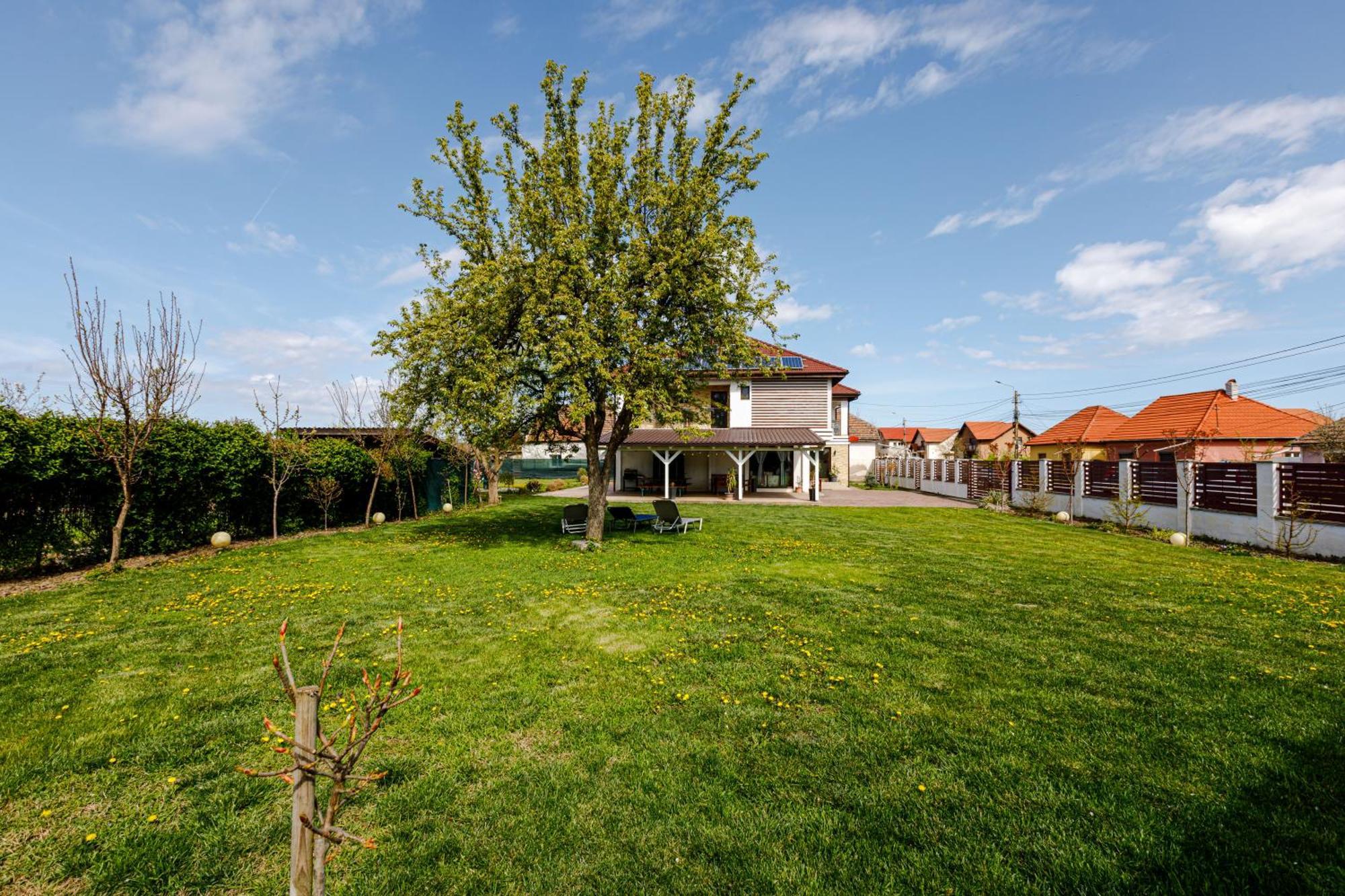 Отель Gasthaus Sacalaz Тимишоара Экстерьер фото